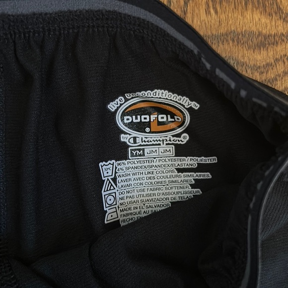 🌿Duofold boys leggings/base layer black - size YM🌿 - Picture 2 of 3